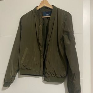 Only green bomber
